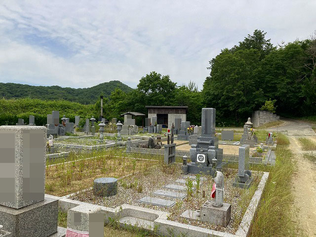 末墓地（三田市）のお墓