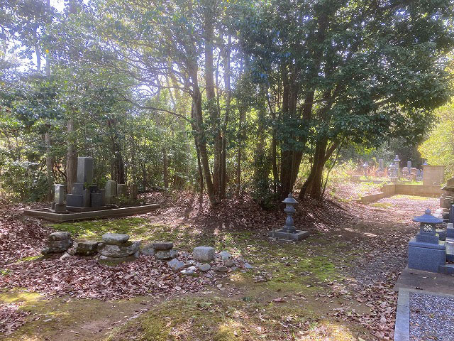 宿原東墓地（三木市）のお墓