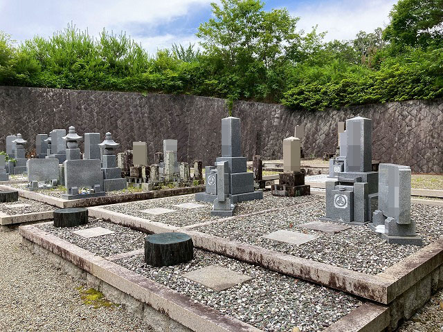 赤坂霊園（三田市）のお墓