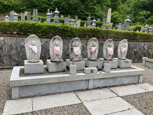 居屋山霊園（三田市）のお墓