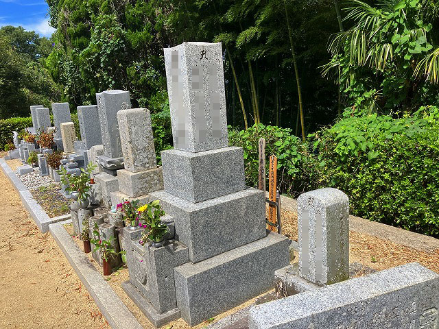 原田墓地（淡路市）のお墓