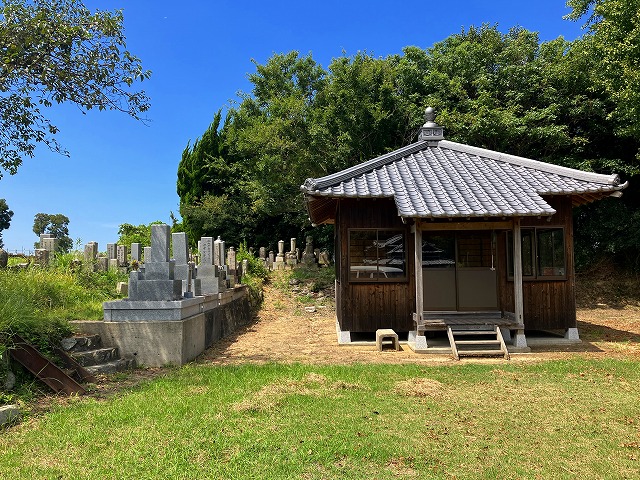 育波北坂墓地（淡路市）のお墓