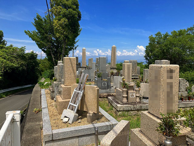 育波南墓地（淡路市）のお墓