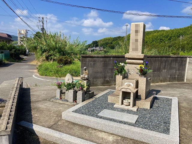 石神墓地（淡路市）のお墓