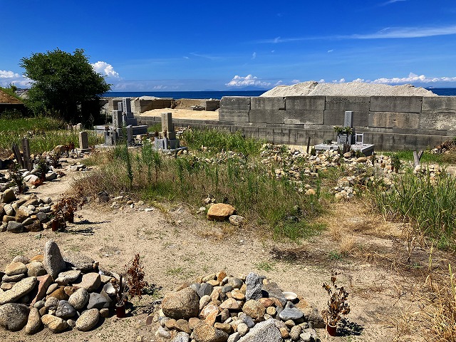 野島蟇浦墓地（淡路市）のお墓