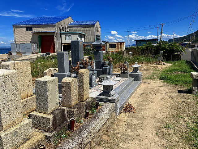 野島蟇浦墓地（淡路市）のお墓