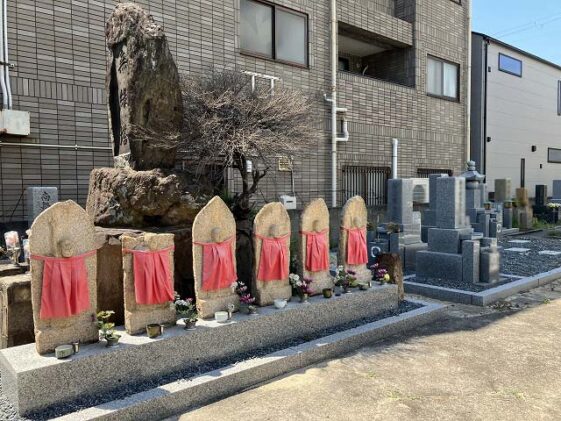 瓦林地区墓地（西宮市）のお墓