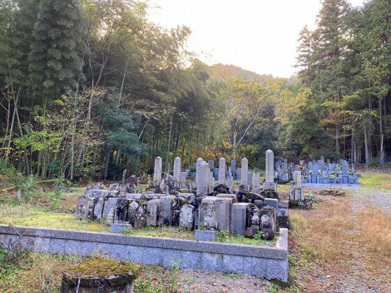 小柿墓地（三田市）のお墓