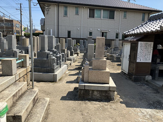 久々知墓地（尼崎市）のお墓
