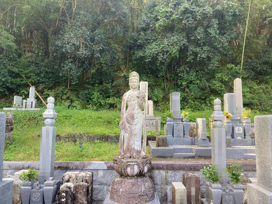 下深田墓地（三田市）のお墓