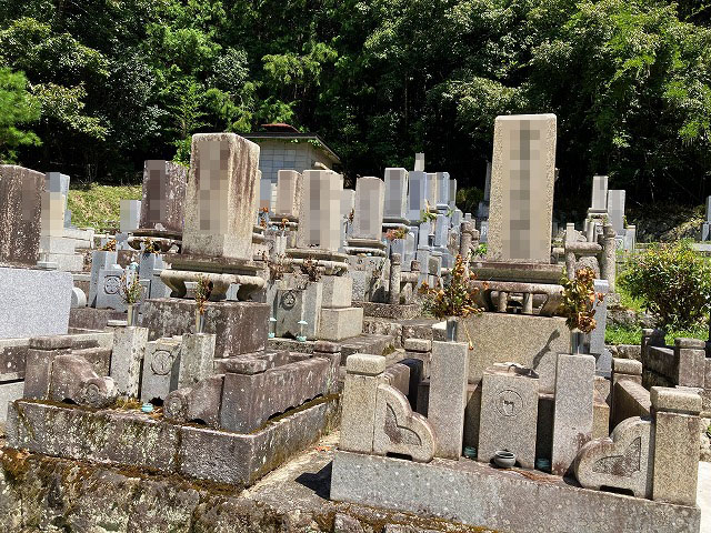 鈴鹿墓地（三田市）のお墓