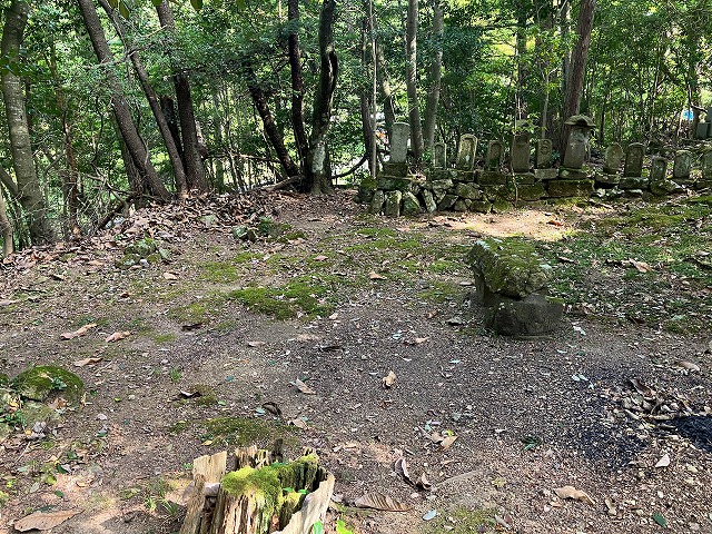 上青野墓地（三田市）のお墓