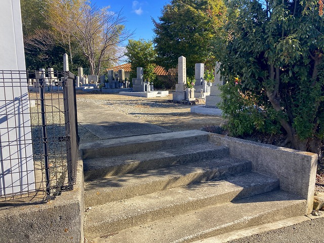 久代新田墓地（川西市）のお墓