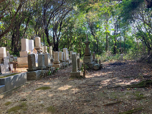 中田北川会館墓地（淡路市）のお墓