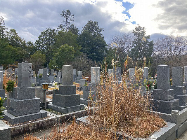 多田院墓地（川西市）のお墓