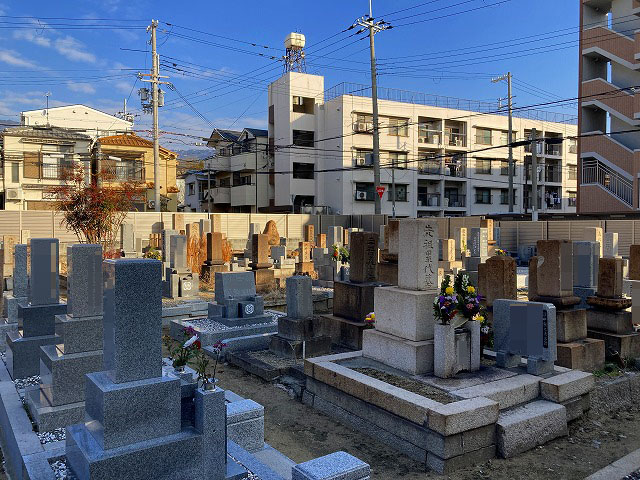 善立寺墓地（神戸市灘区）のお墓