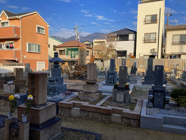 善立寺墓地（神戸市灘区）のお墓