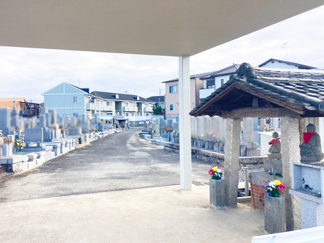 長尾西墓地（大阪府枚方市）のお墓