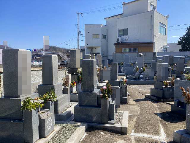 西中島墓地（姫路市）のお墓