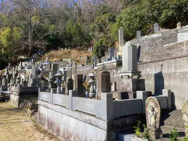 下砥堀墓地（姫路市）のお墓