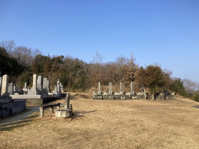 上石野墓地（三木市）のお墓