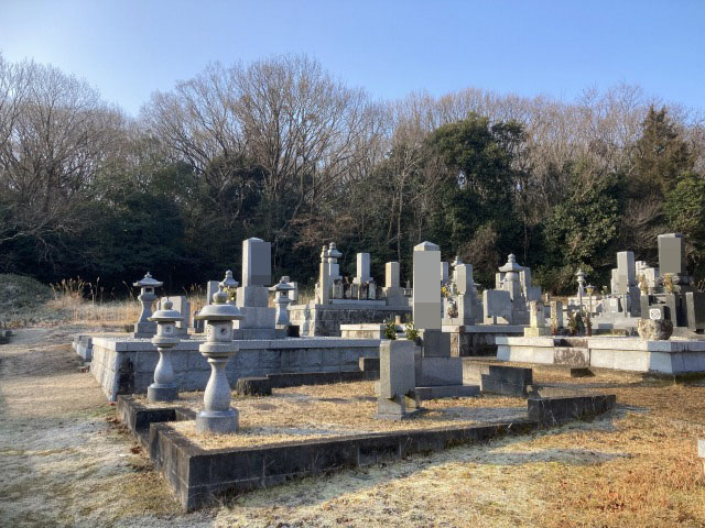 上石野墓地（三木市）のお墓