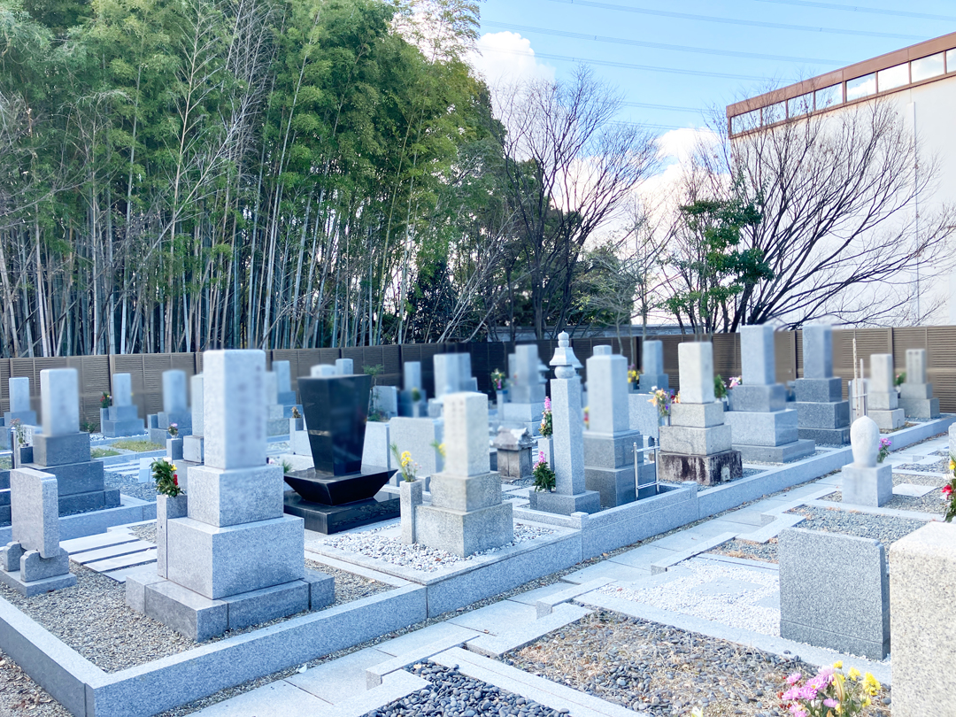阪共同墓地（枚方市）のお墓