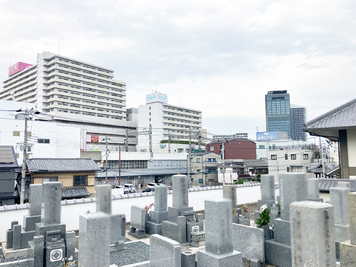 一乗寺境内墓地