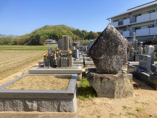 中臣西墓地（たつの市）のお墓