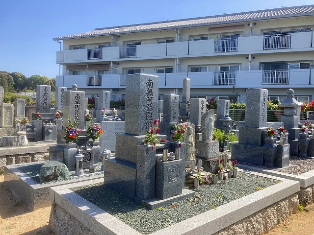 中臣西墓地（たつの市）のお墓