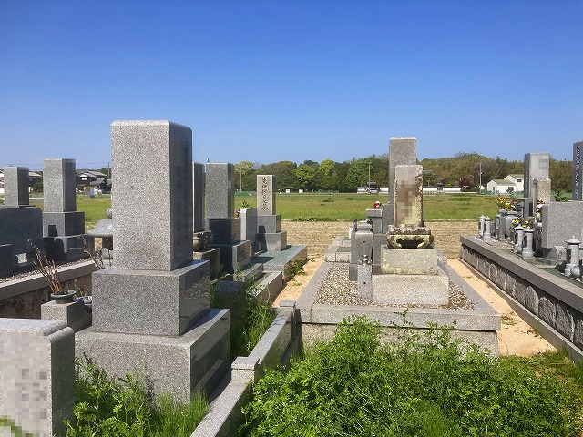 中臣西墓地（たつの市）のお墓