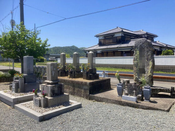 西構西墓地（たつの市）のお墓