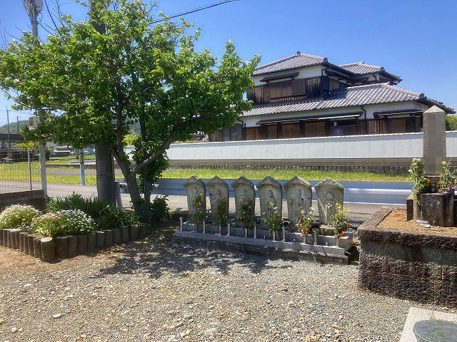 西構西墓地（たつの市）のお墓