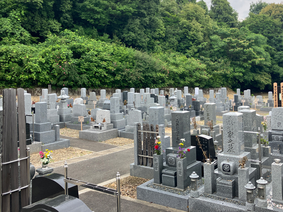 伏見区にあるお墓、京都市営深草墓地