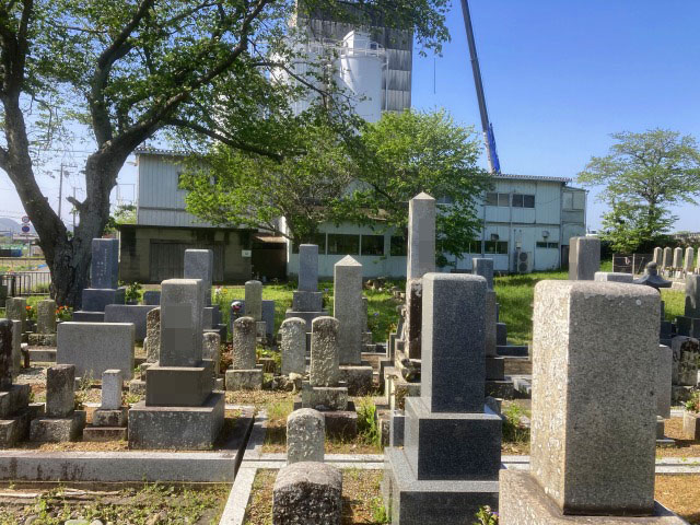 揖保上墓地（たつの市）のお墓