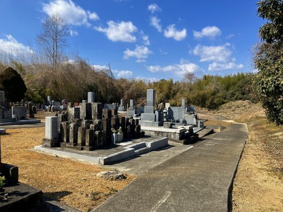 鎮岩町西墓地（加西市）のお墓