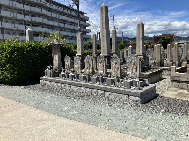加茂墓地（川西市）のお墓
