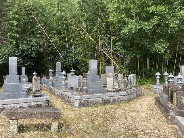 尾崎町共同墓地（加西市）のお墓