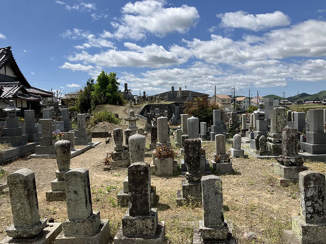 王子墓地（小野市）のお墓