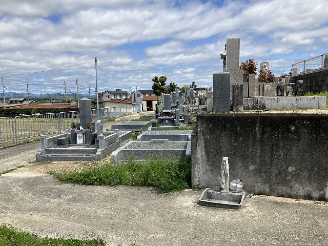 王子墓地（小野市）のお墓