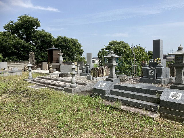 尾崎町西墓地（加西市）のお墓
