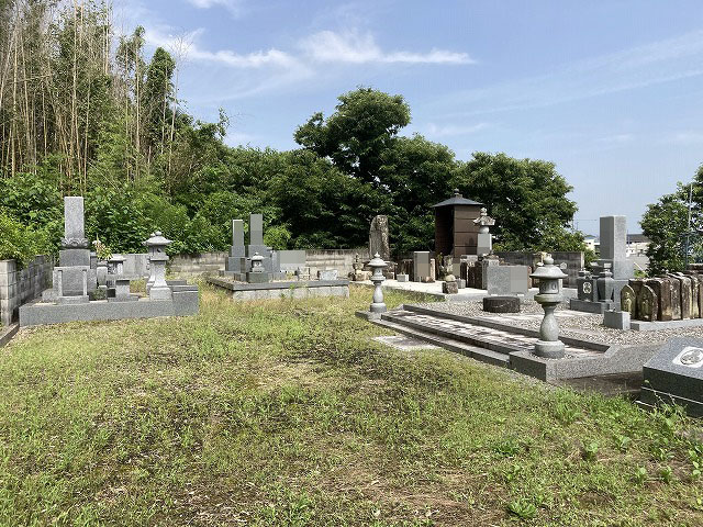 尾崎町西墓地（加西市）のお墓