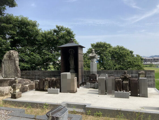 尾崎町西墓地（加西市）のお墓
