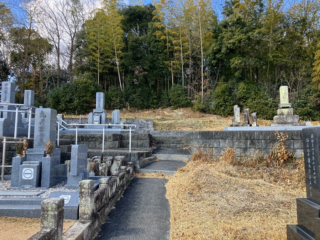 両月町墓地（加西市）のお墓