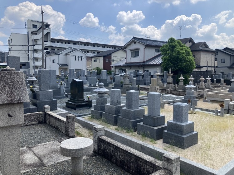 六ヶ町共同墓地（大和高田市）