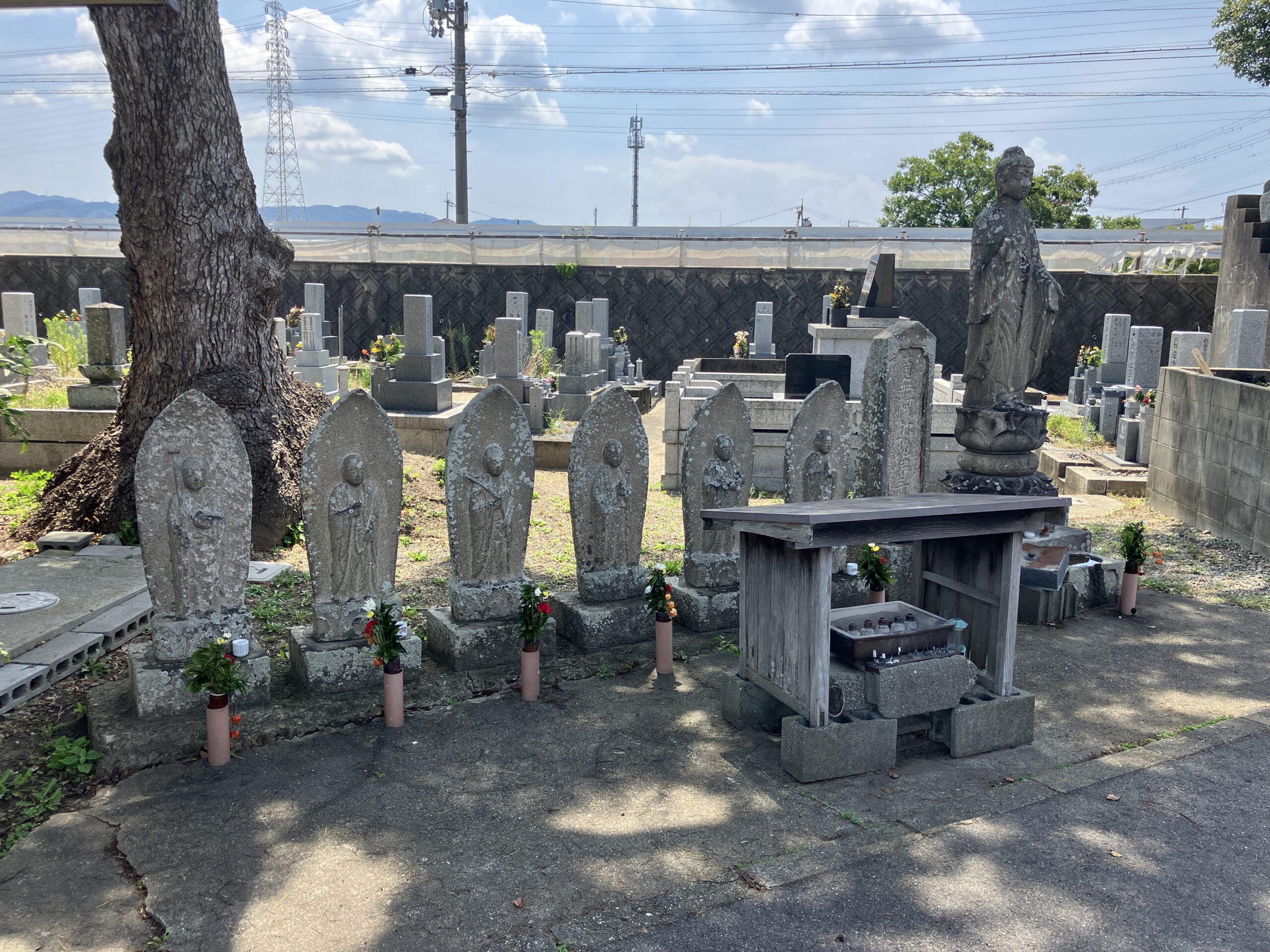 尾崎・下出地区共同墓地（阪南市）
