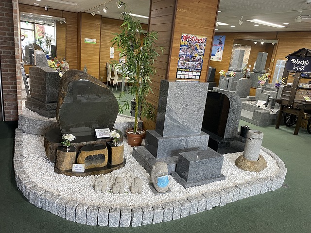 大阪石材（神戸支店）のお店