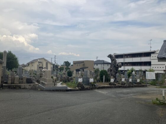 川面墓地（宝塚市）のお墓
