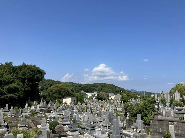 岡崎海岸墓地（鳴門市撫養町）のお墓