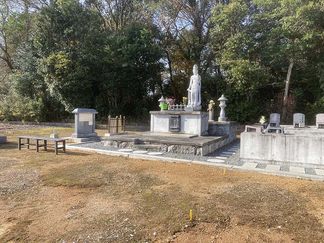 白龍院霊園（加西市）のお墓